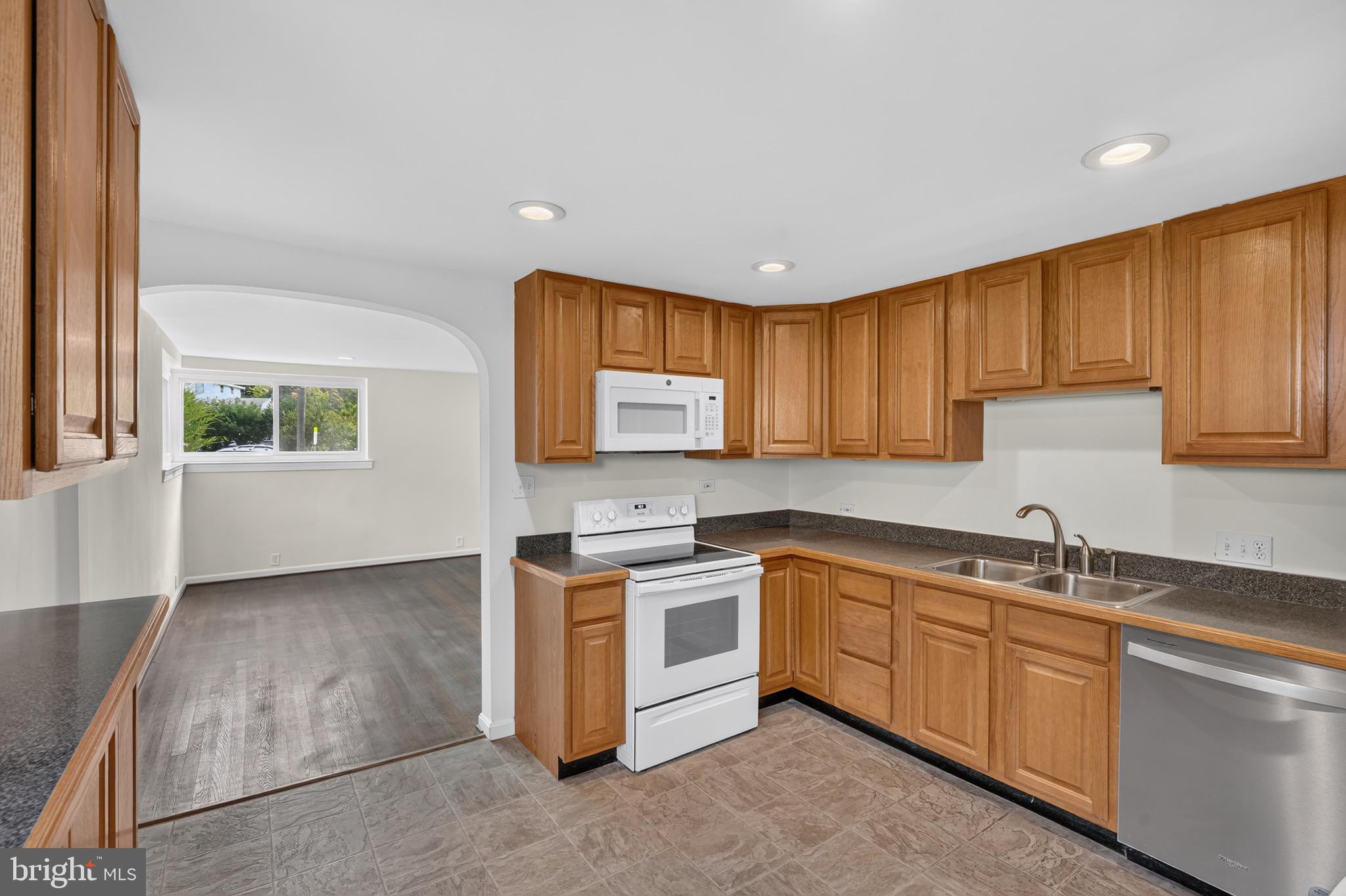 750 N GEORGE MASON DRIVE