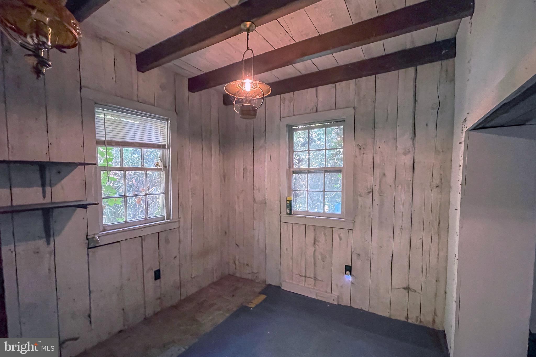 100 LONGVIEW DRIVE