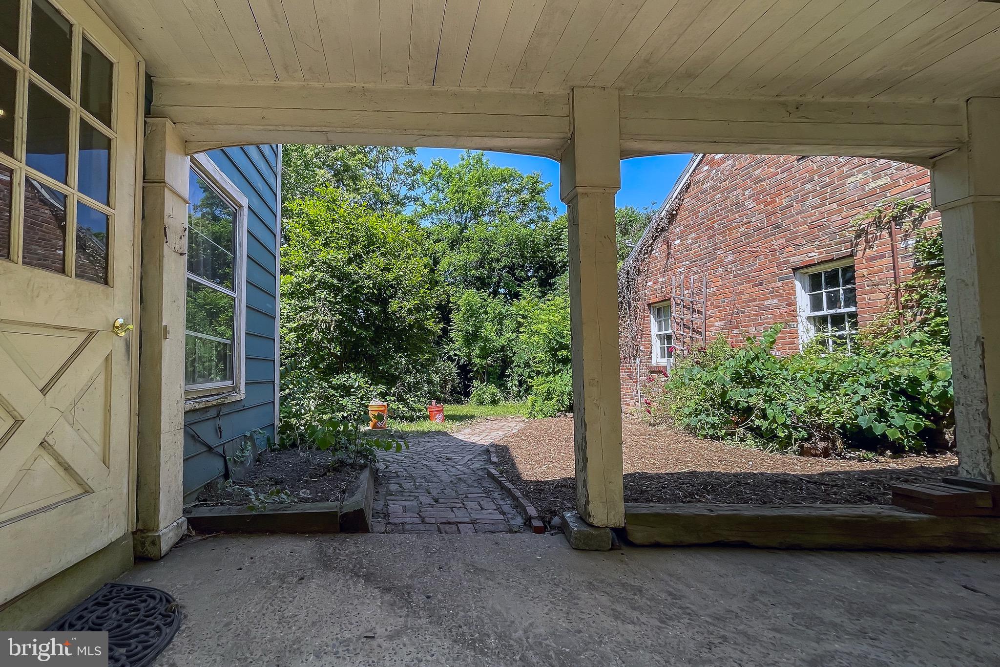 100 LONGVIEW DRIVE