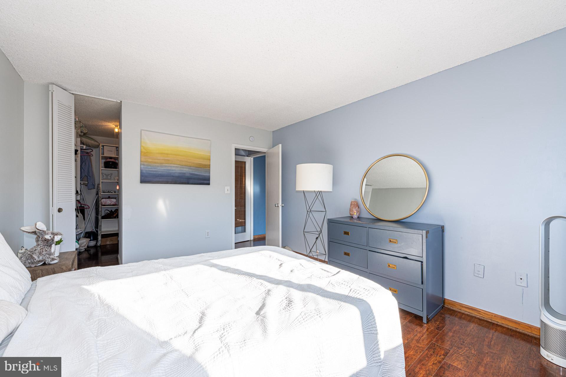 1225 Martha Custis Drive Unit: 513