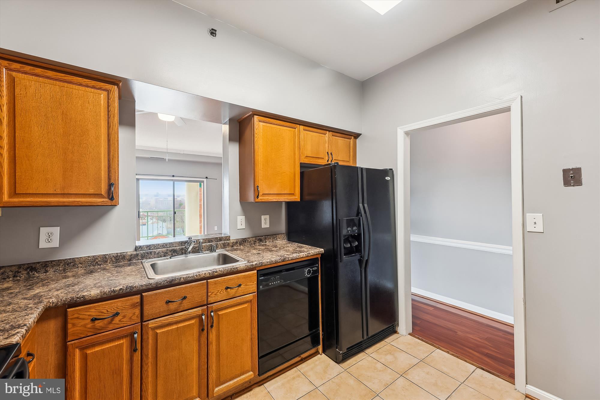 505 E Braddock Rd #704