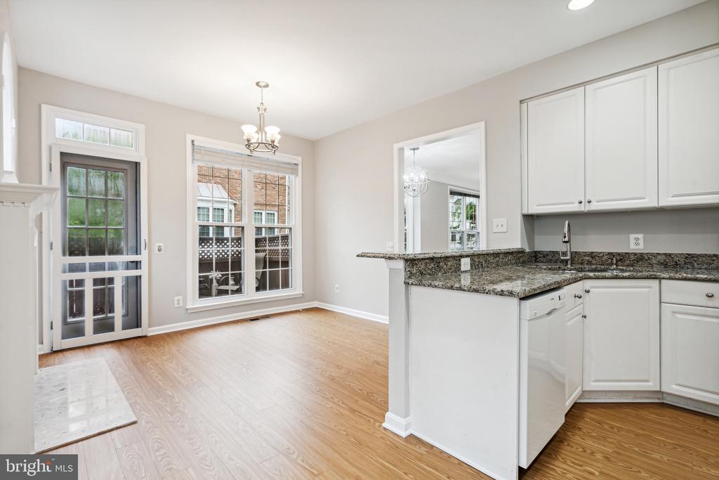 6026 Ricketts Walk