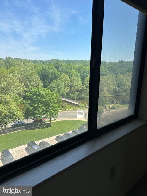 200 N Pickett St #807