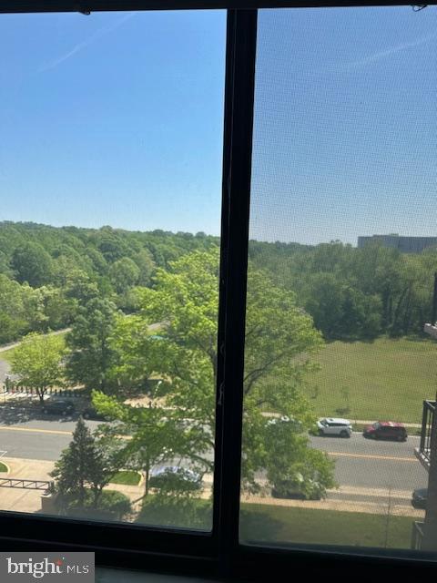 200 N Pickett St #807