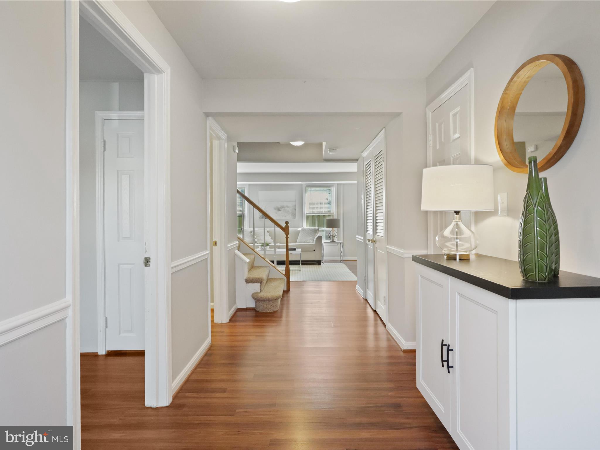 4429 Scarborough Sq