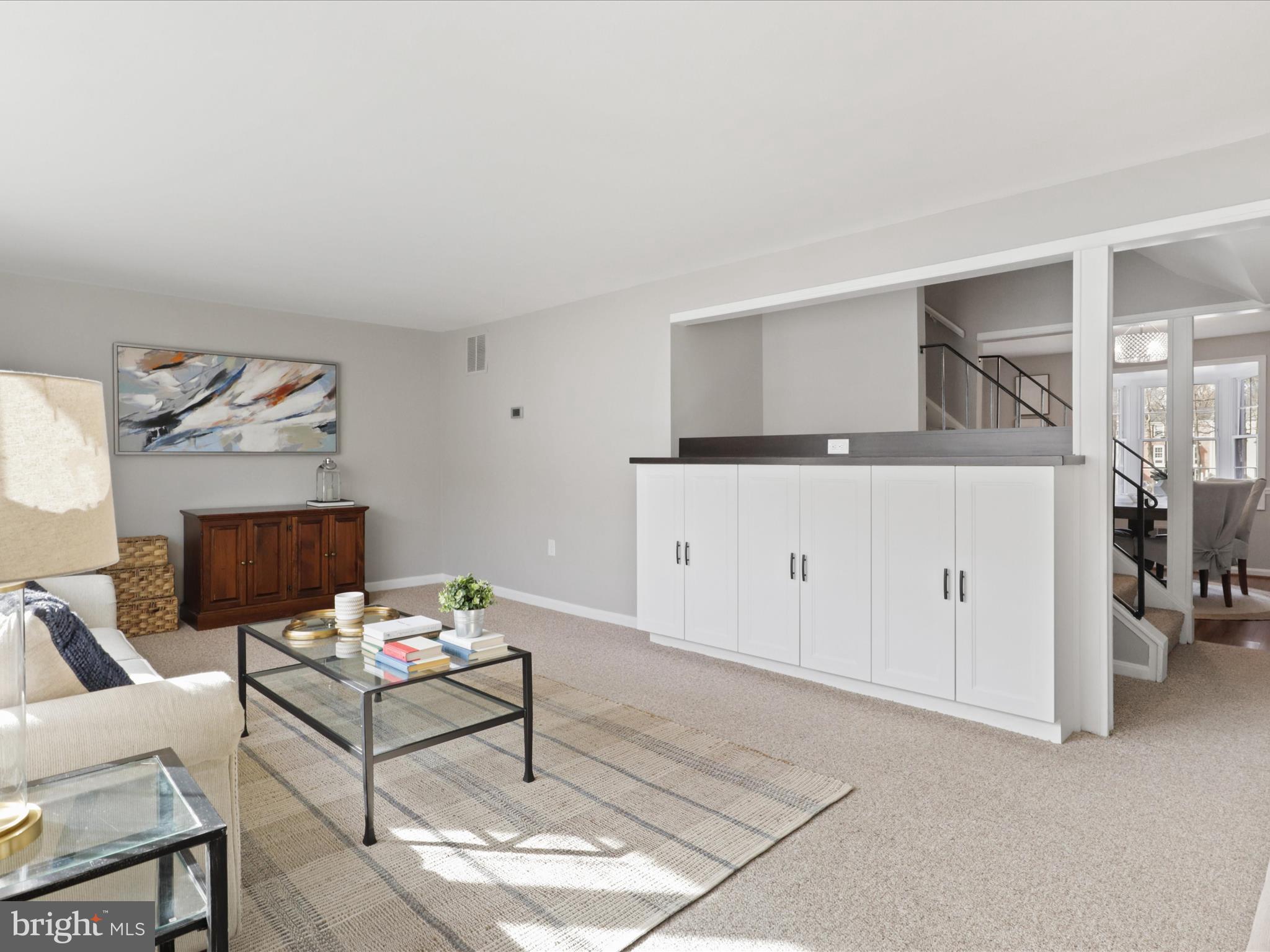 4429 Scarborough Sq