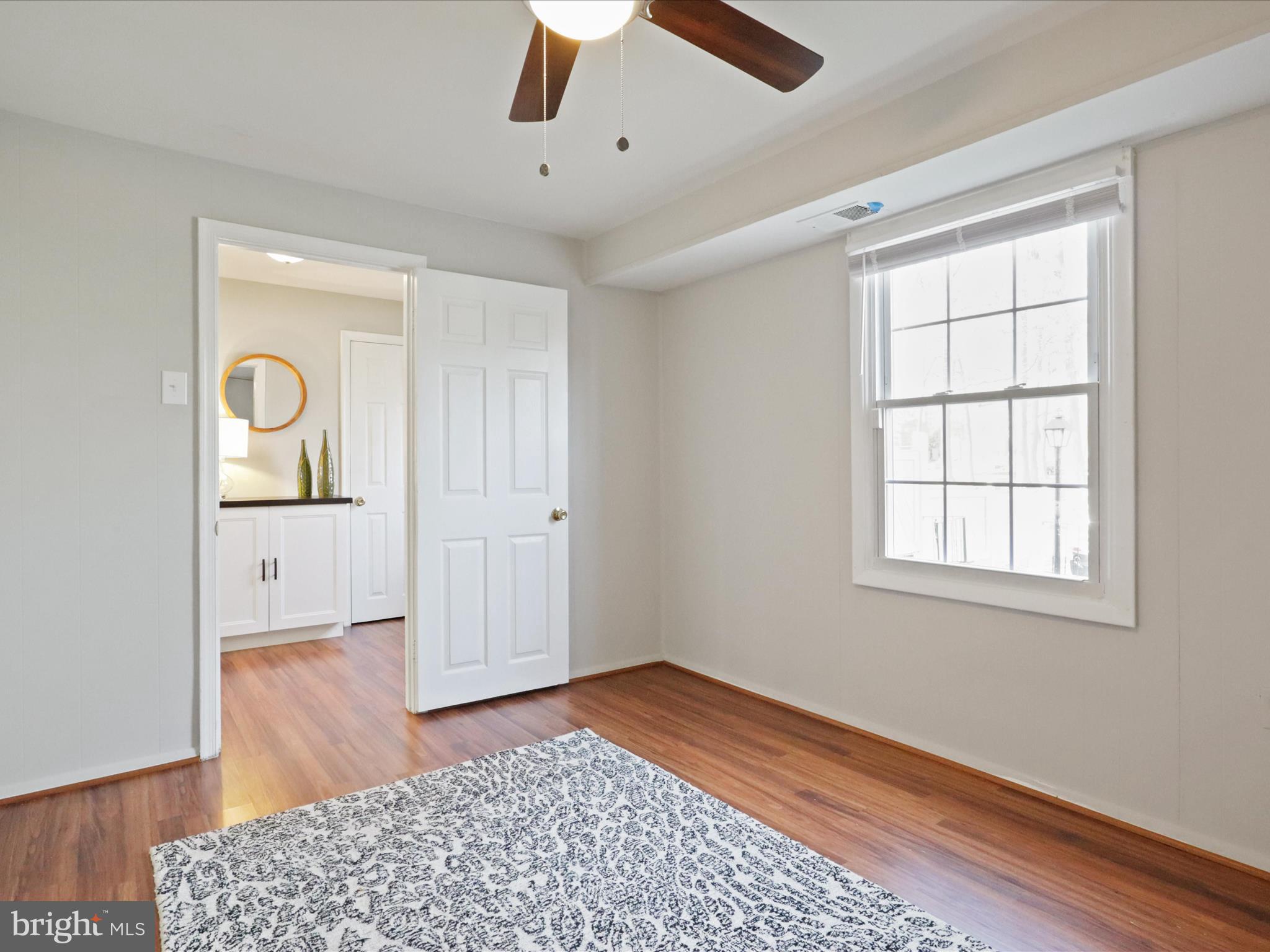 4429 Scarborough Sq