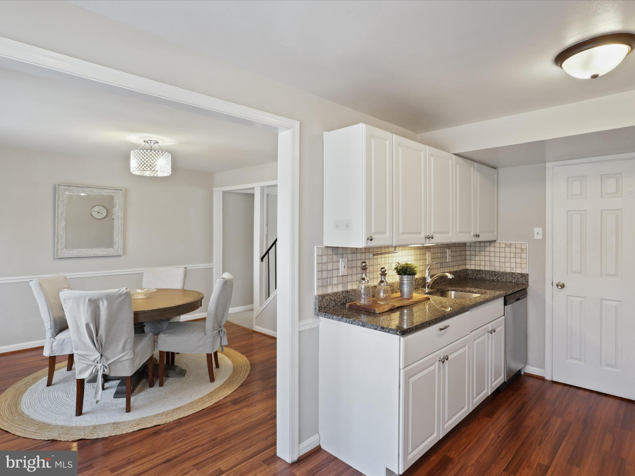 4429 Scarborough Sq