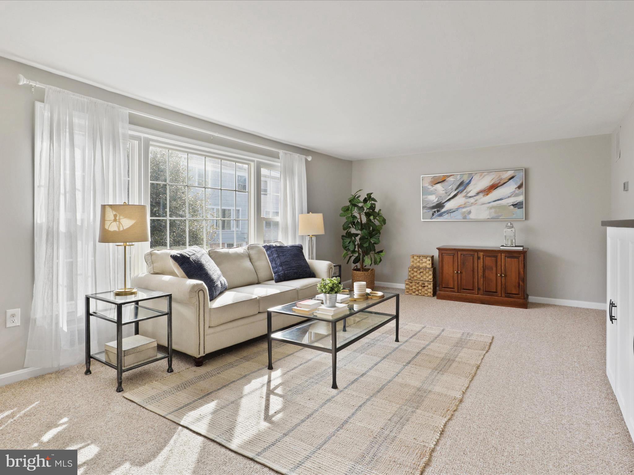 4429 Scarborough Sq