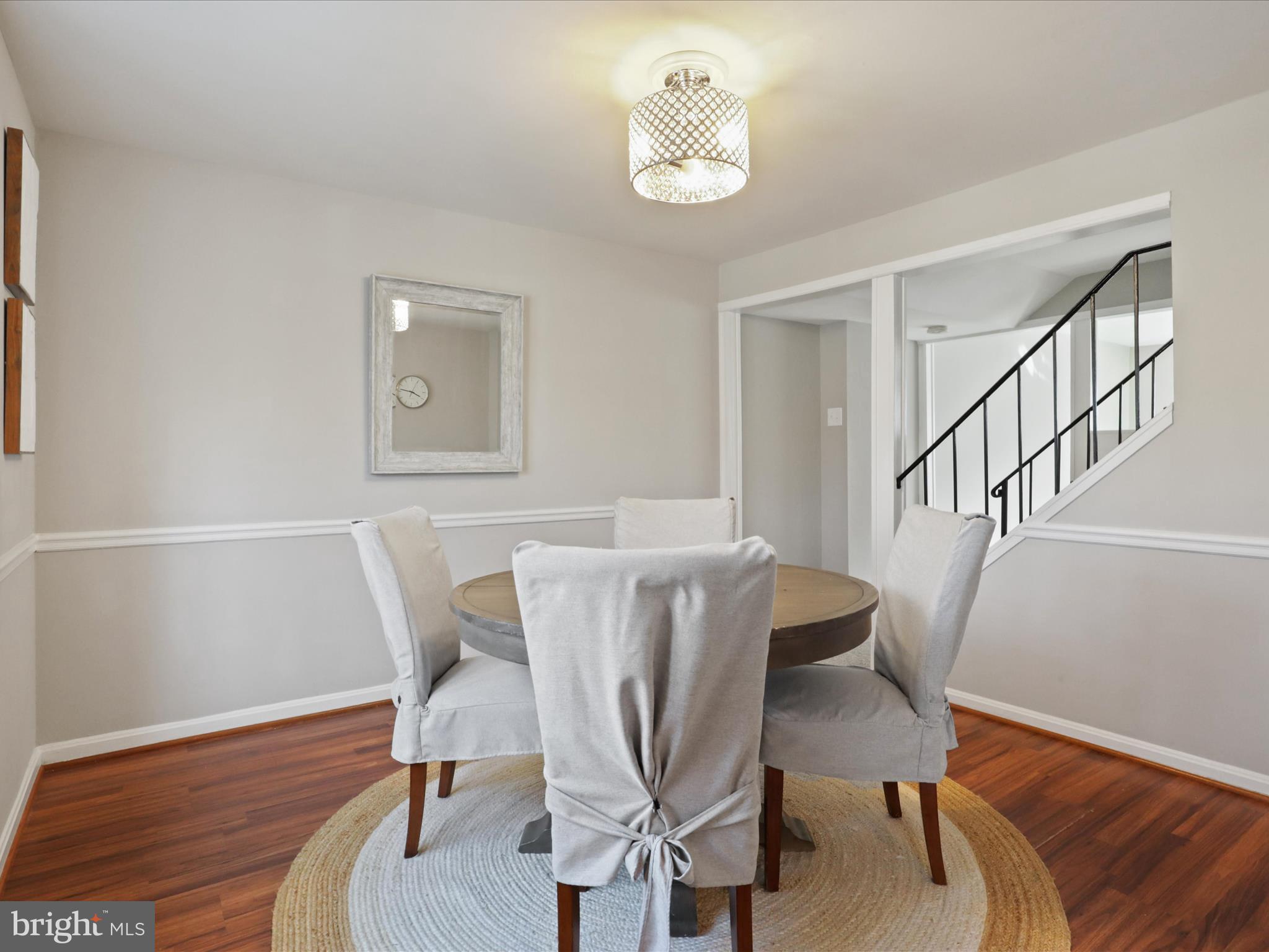 4429 Scarborough Sq