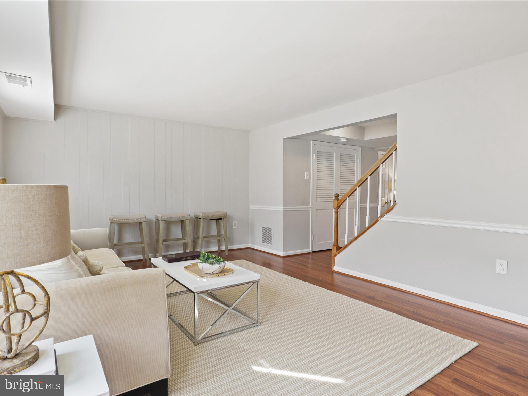 4429 Scarborough Sq