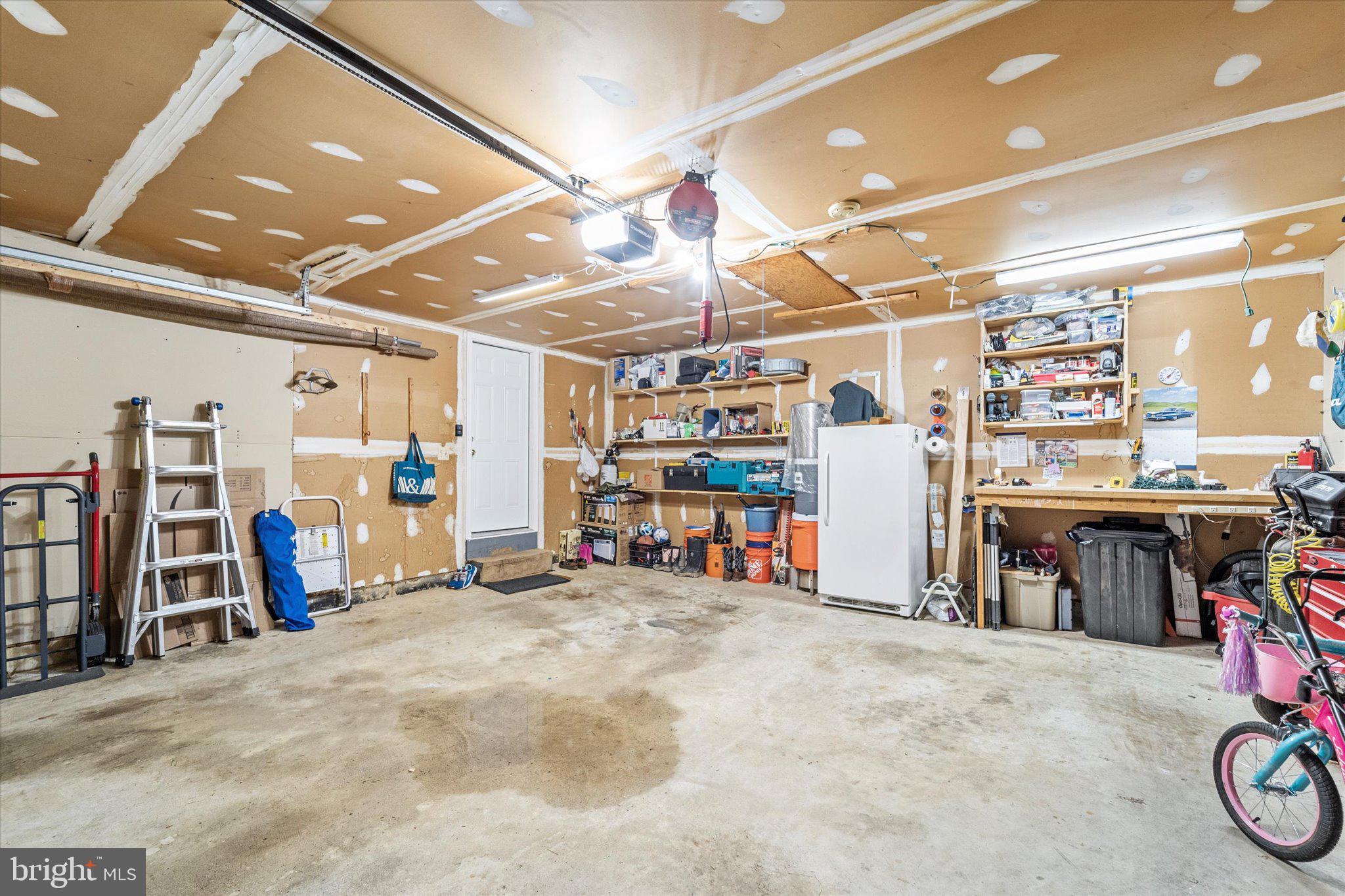 9521 Retriever Rd