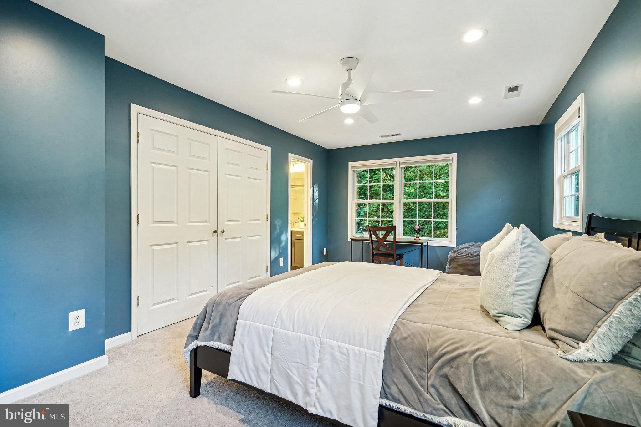11011 Burywood Ln