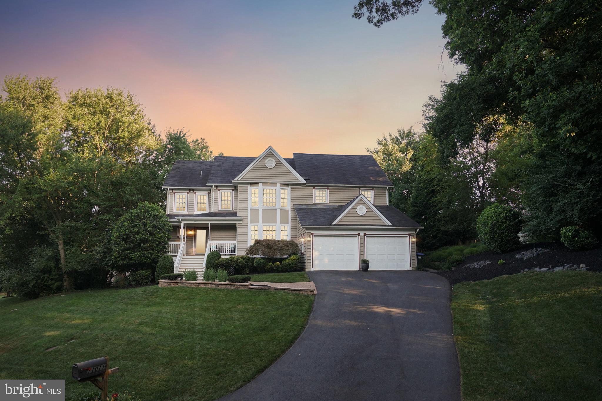 11011 Burywood Ln