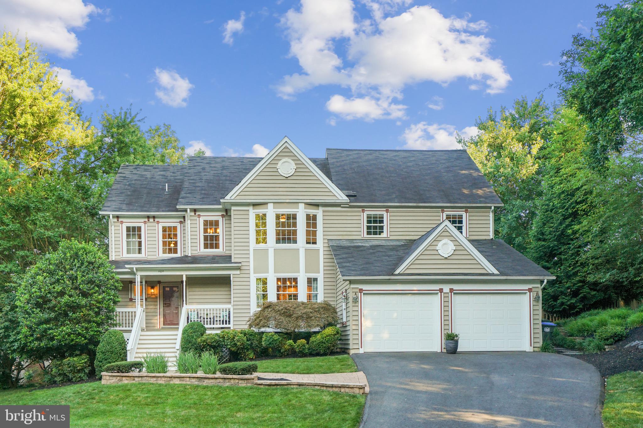 11011 Burywood Ln