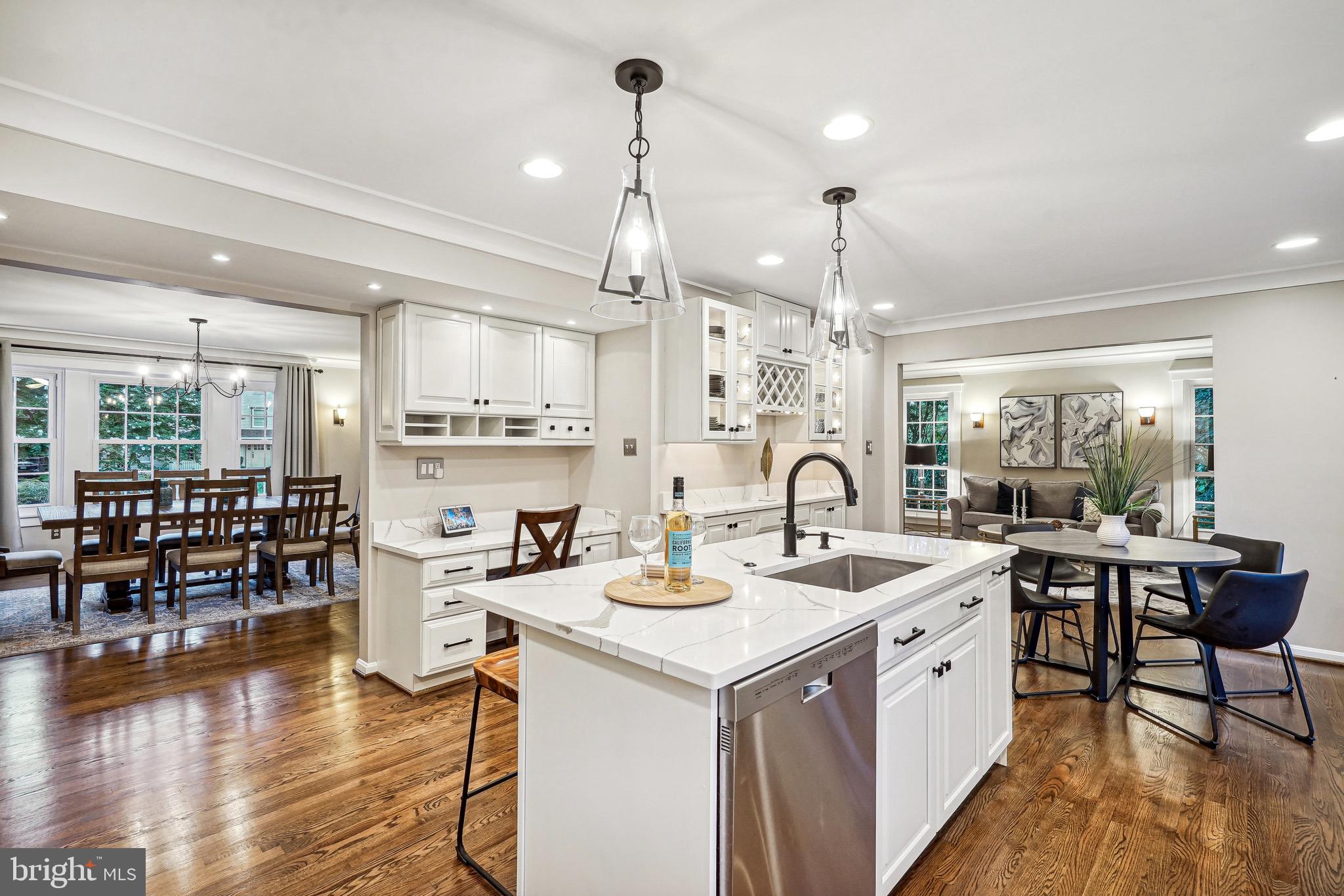 11011 Burywood Ln