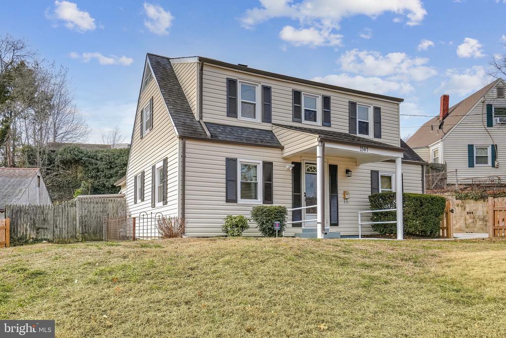 2507 Fairhaven Ave
