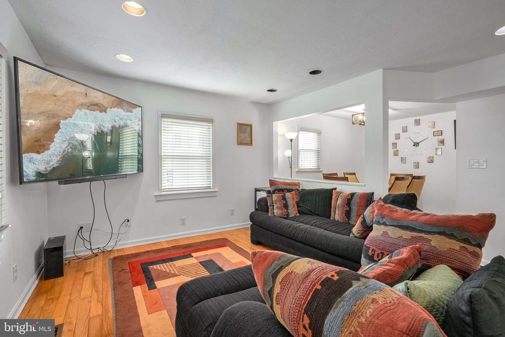 2507 Fairhaven Ave