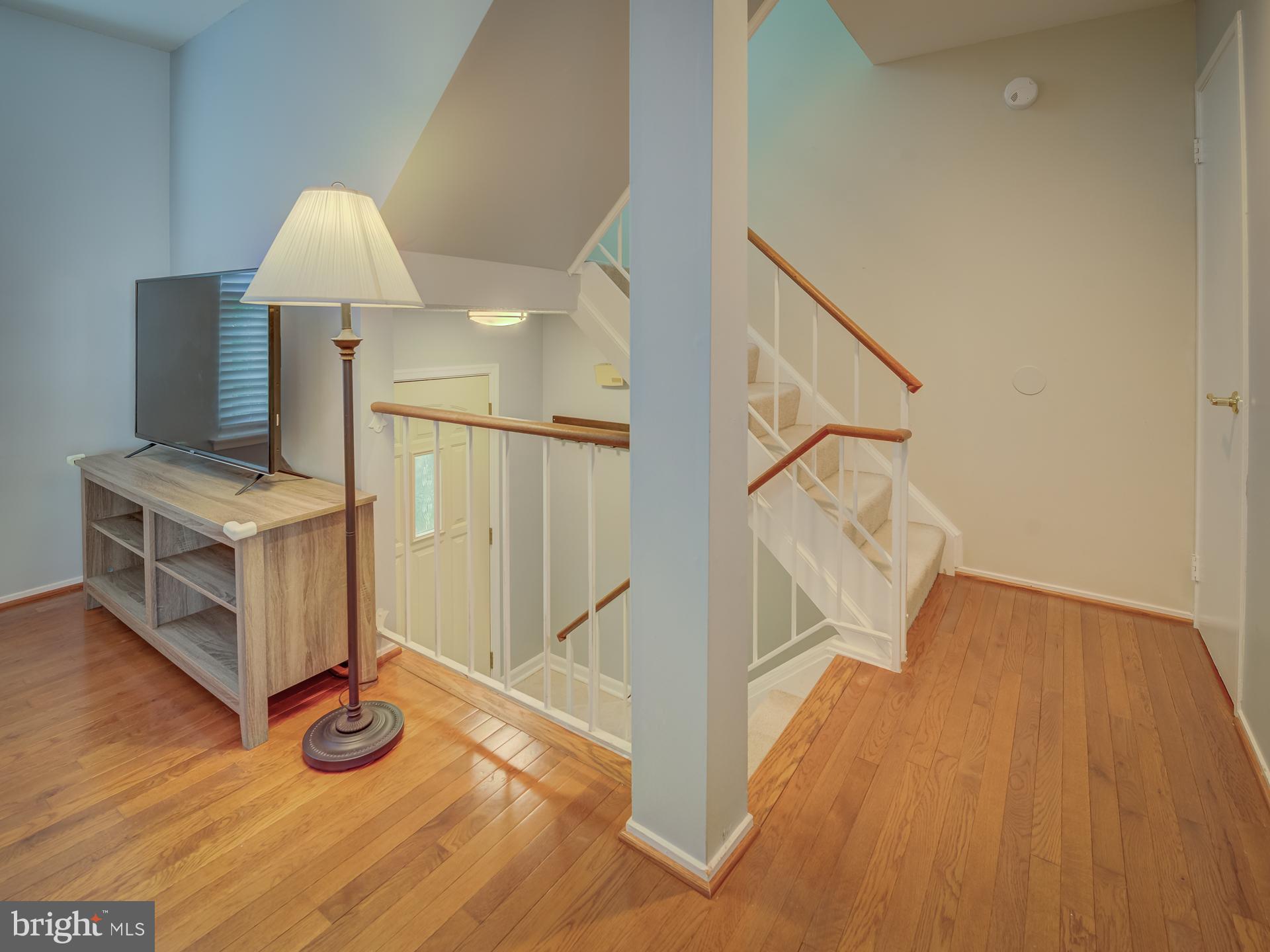 2400 RIDGEHAMPTON CT