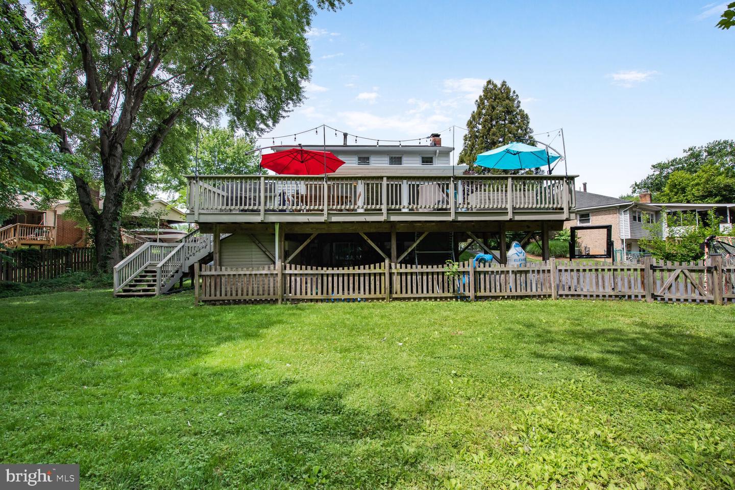 7611 Kingsbury Rd