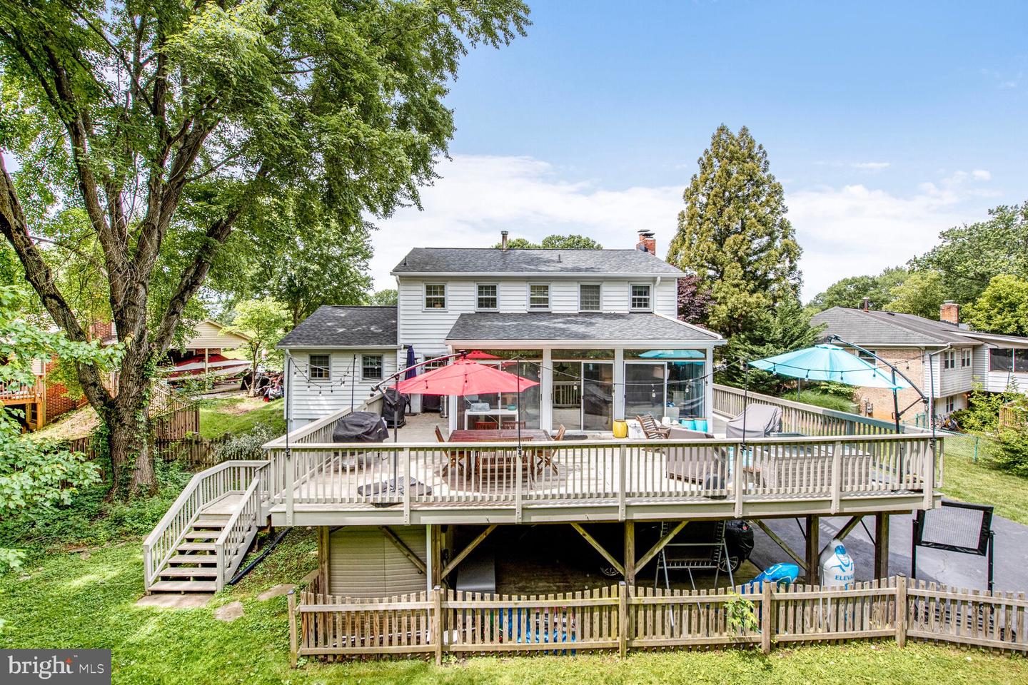 7611 Kingsbury Rd