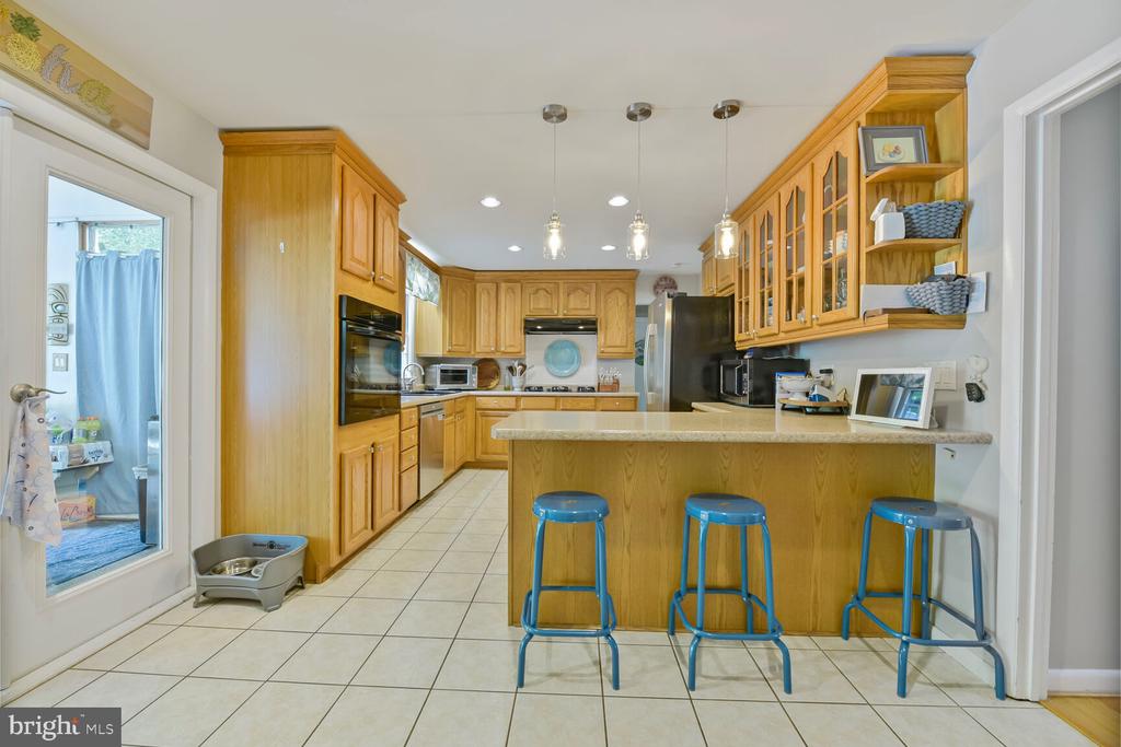 7611 Kingsbury Rd