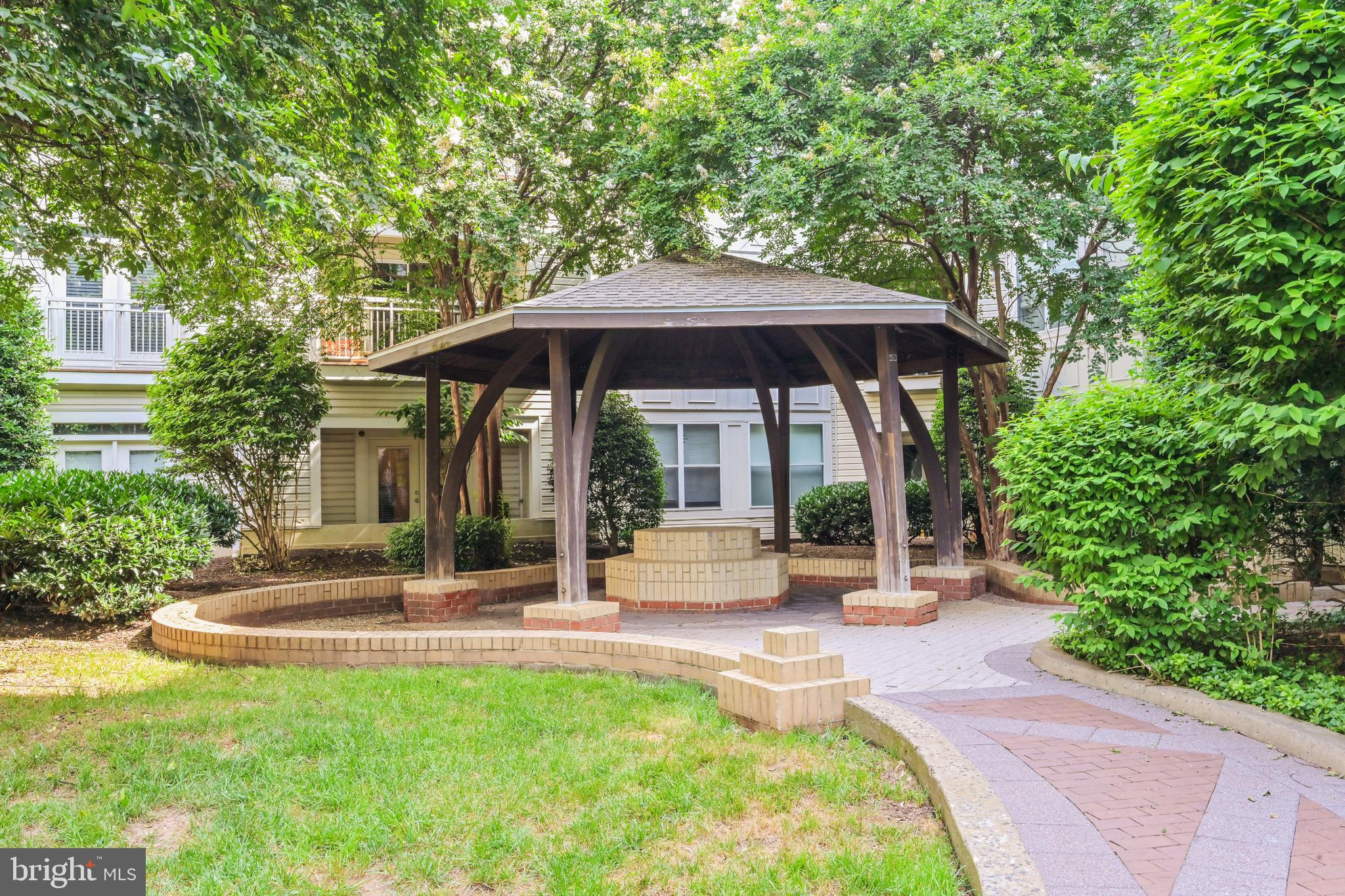 9480 VIRGINIA CENTER BOULEVARD 230