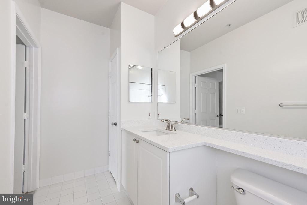 9480 VIRGINIA CENTER BOULEVARD 230