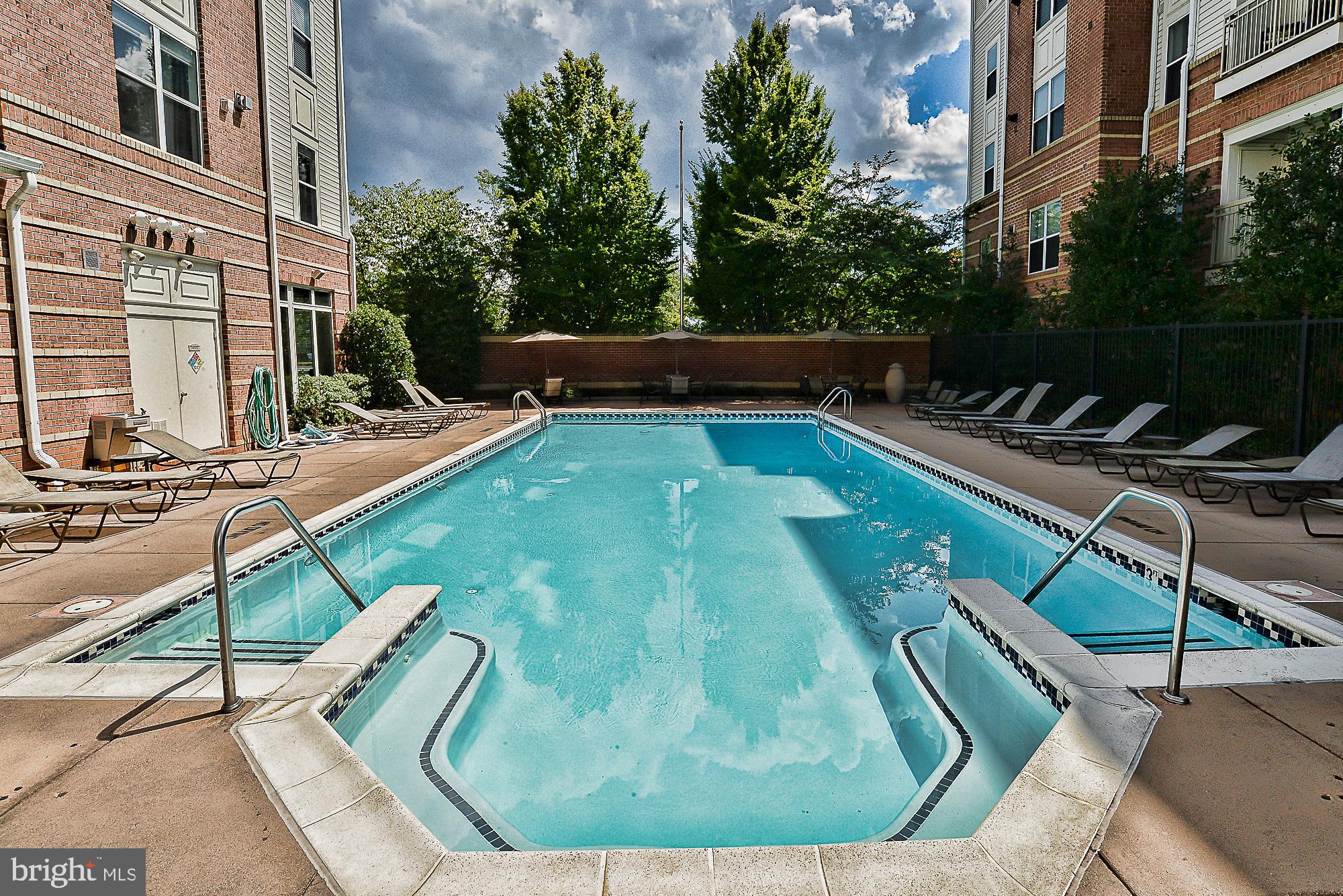 9480 VIRGINIA CENTER BOULEVARD 230