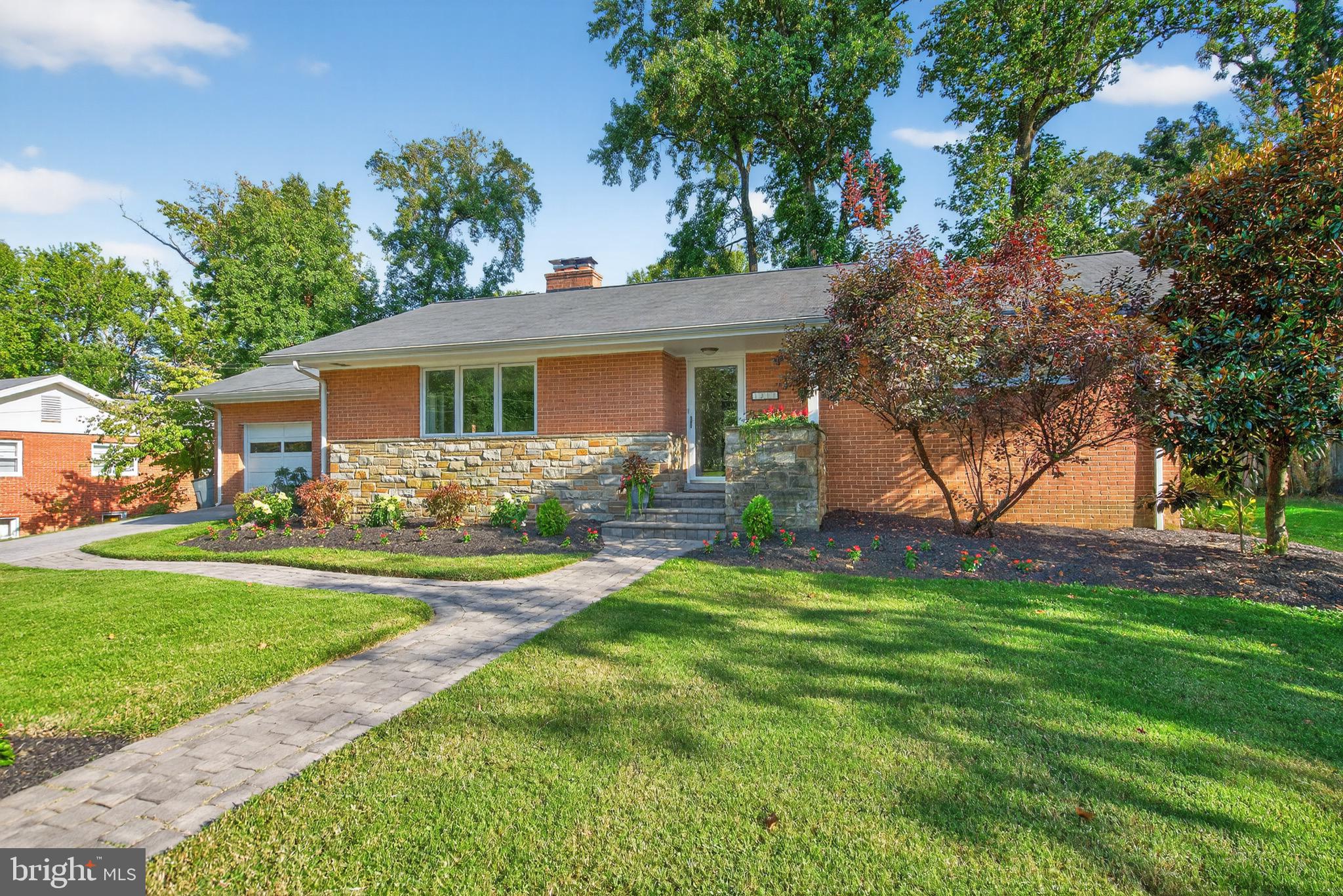 1211 TULANE DRIVE