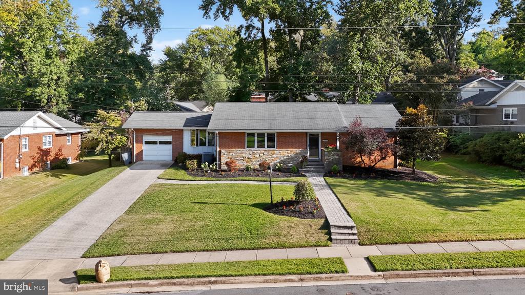 1211 TULANE DRIVE