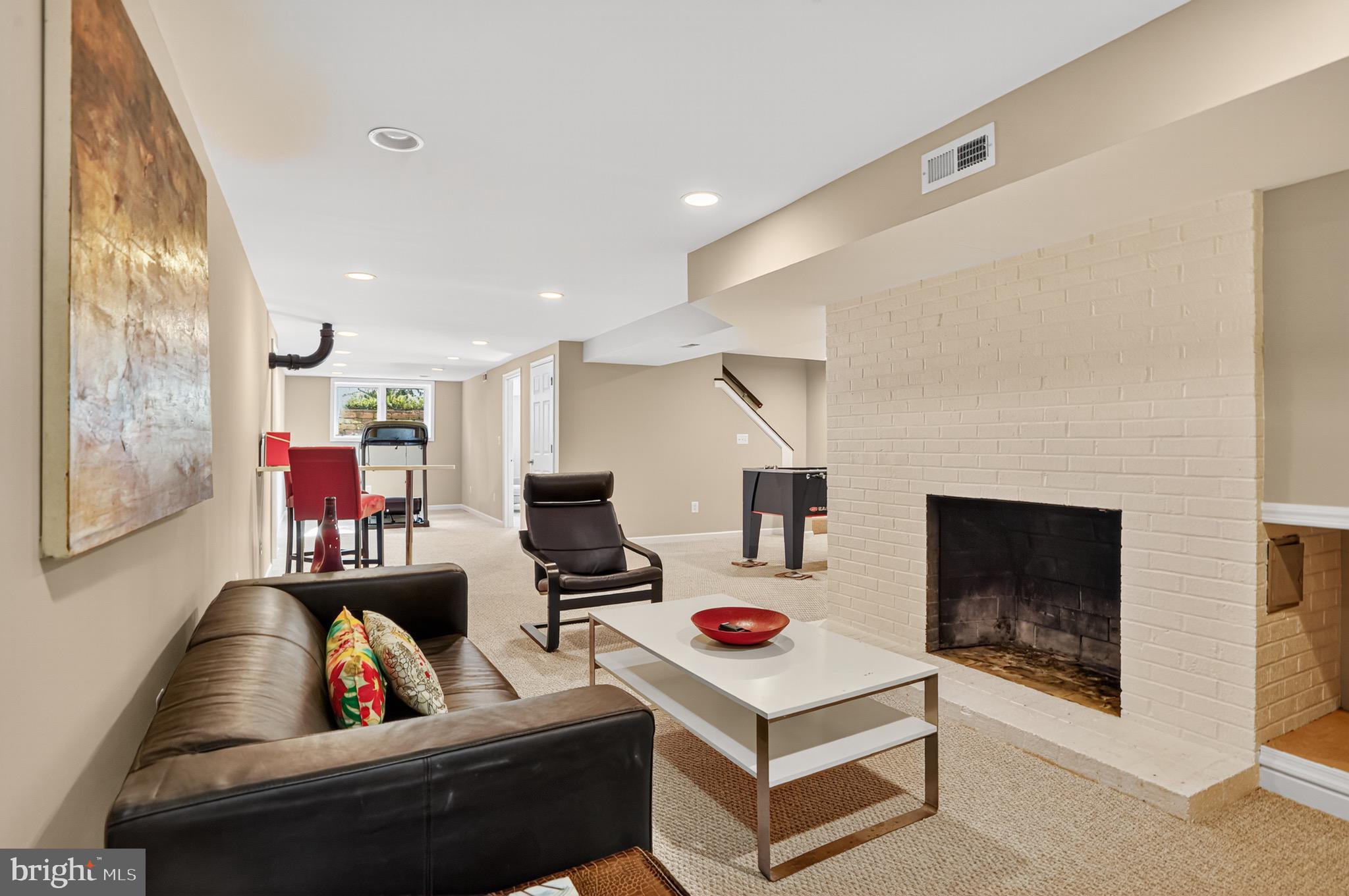 1211 TULANE DRIVE