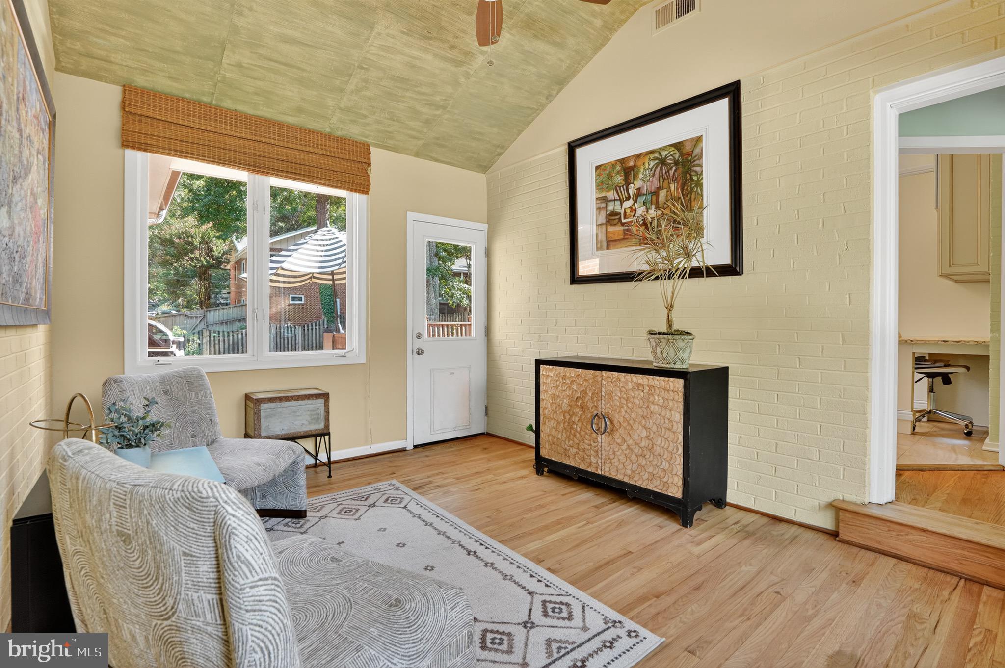 1211 TULANE DRIVE