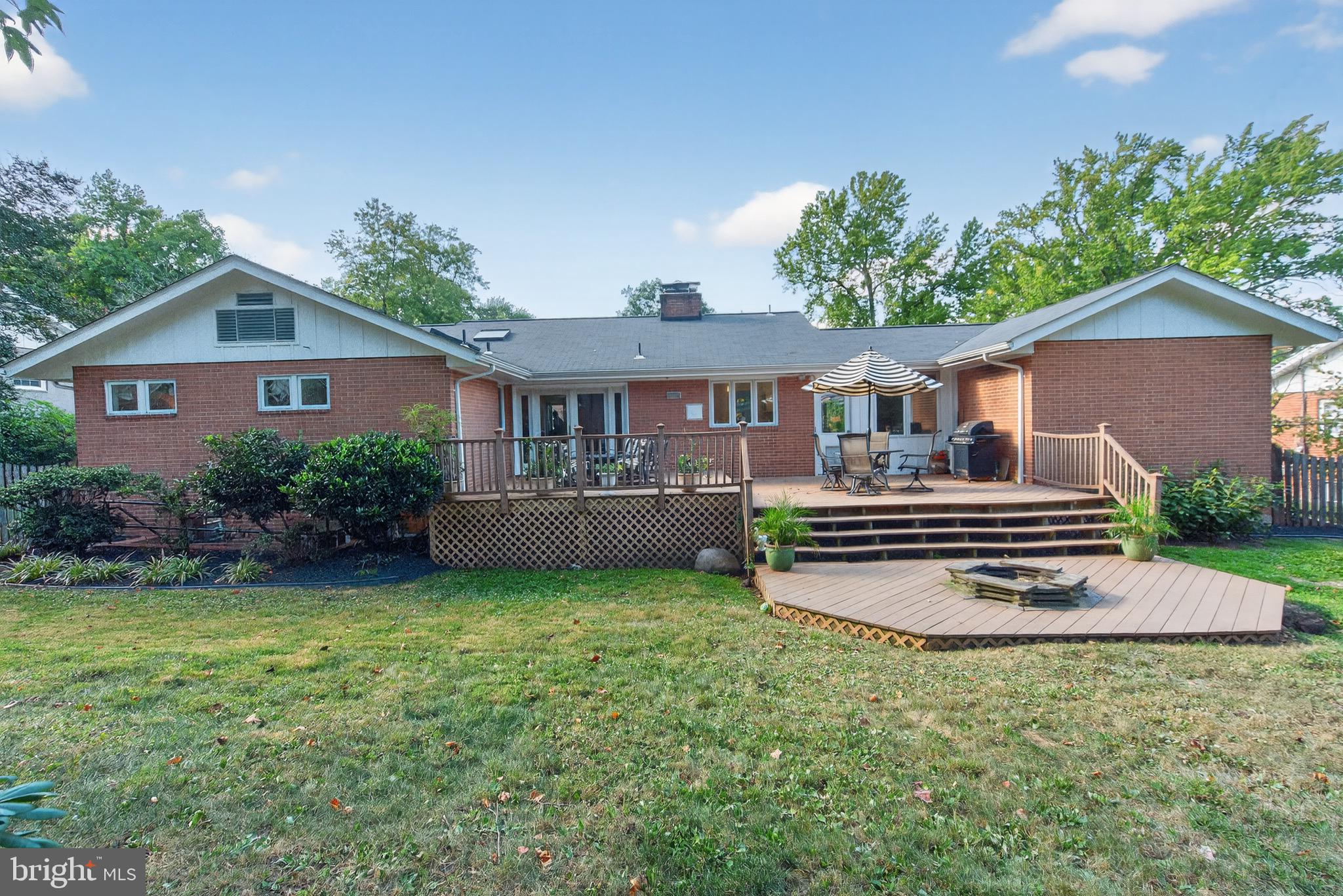 1211 TULANE DRIVE