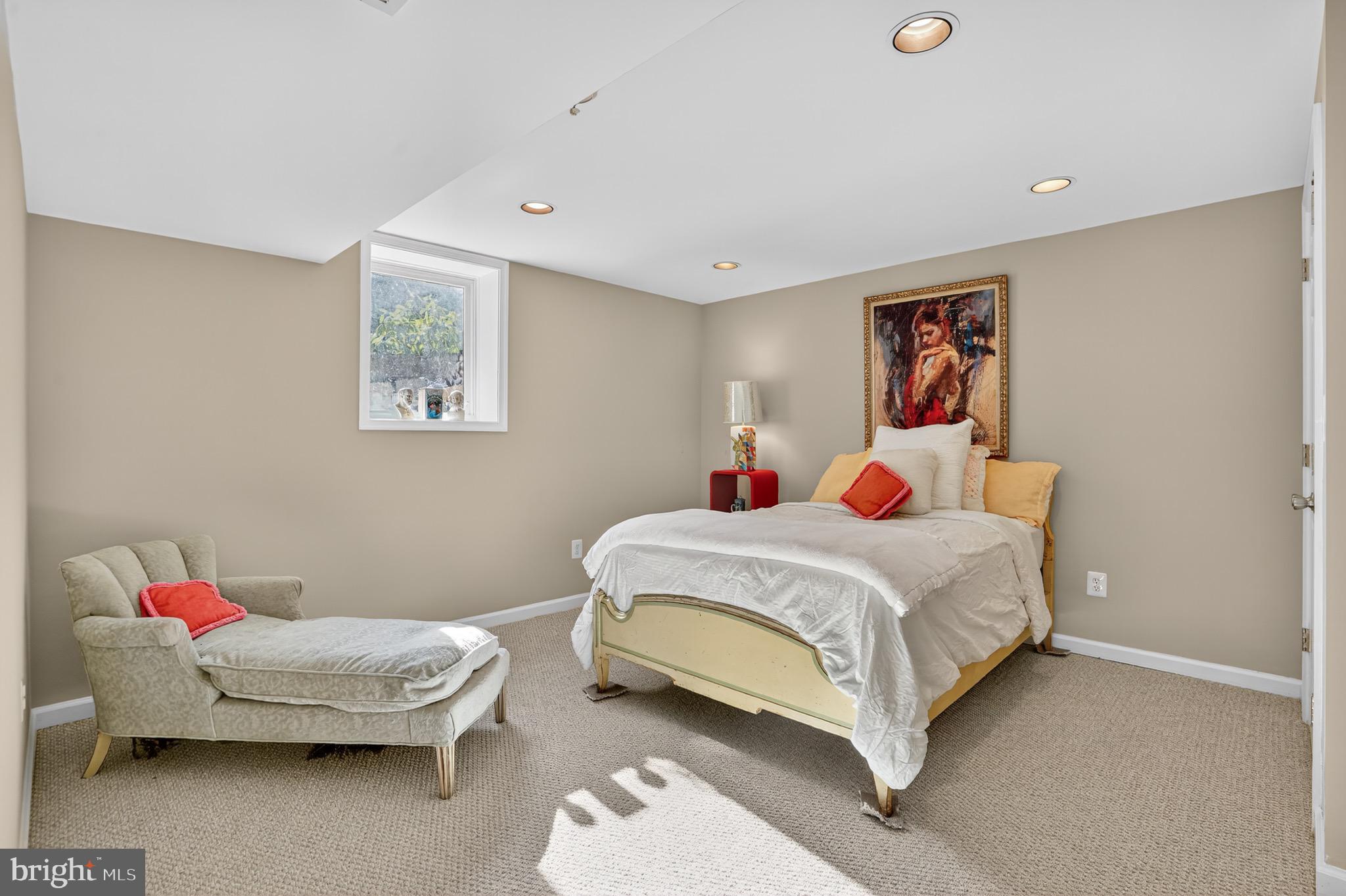 1211 TULANE DRIVE
