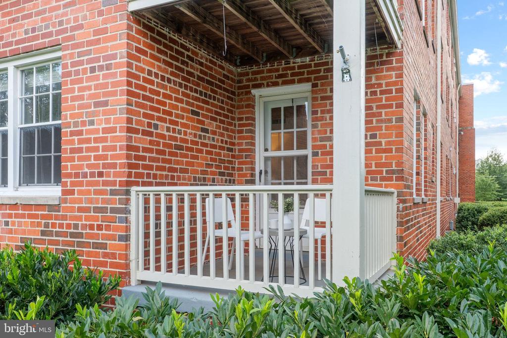 1302 BELLE VIEW BOULEVARD A-1
