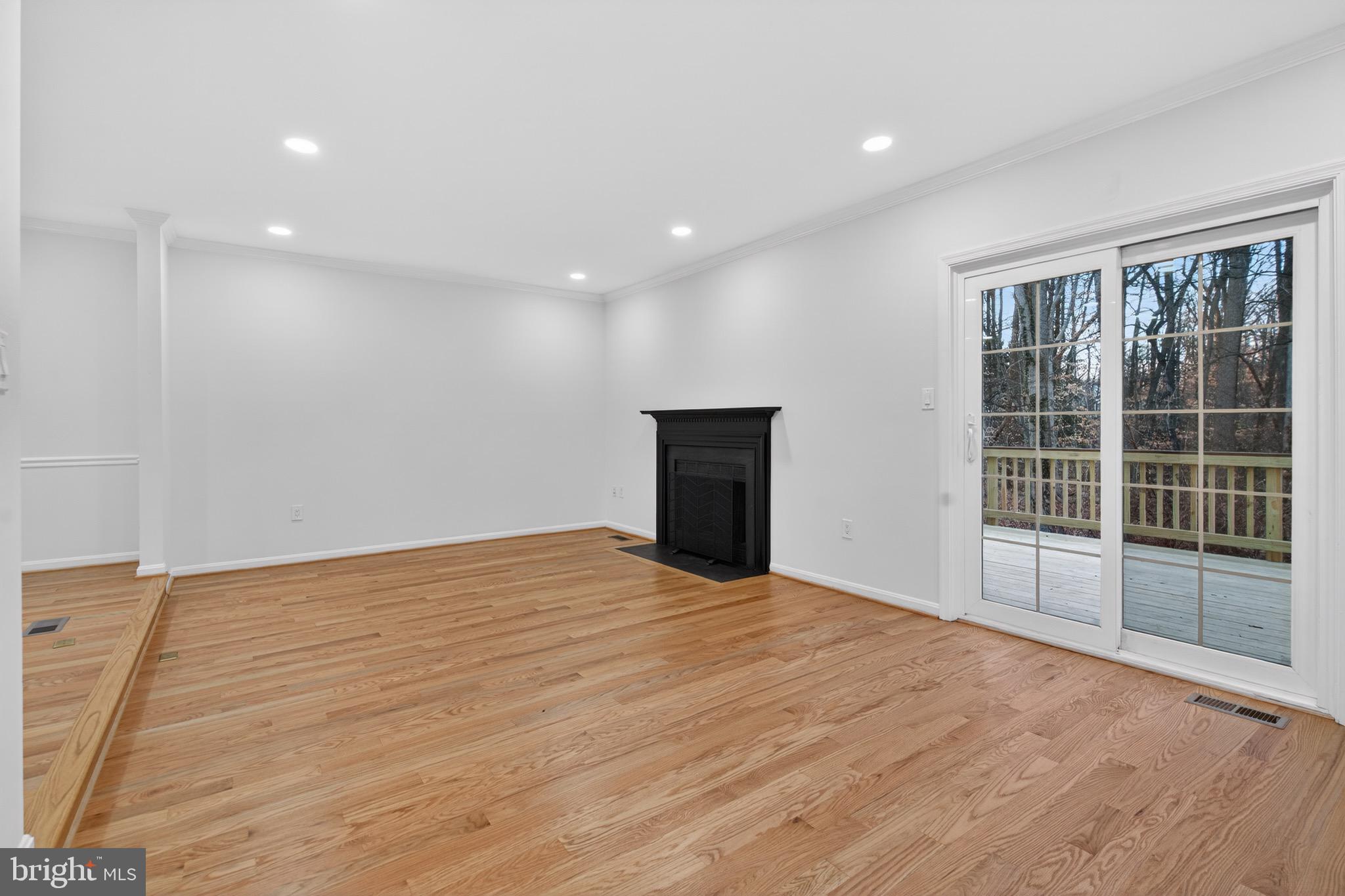 6024 KNIGHTS RIDGE WAY