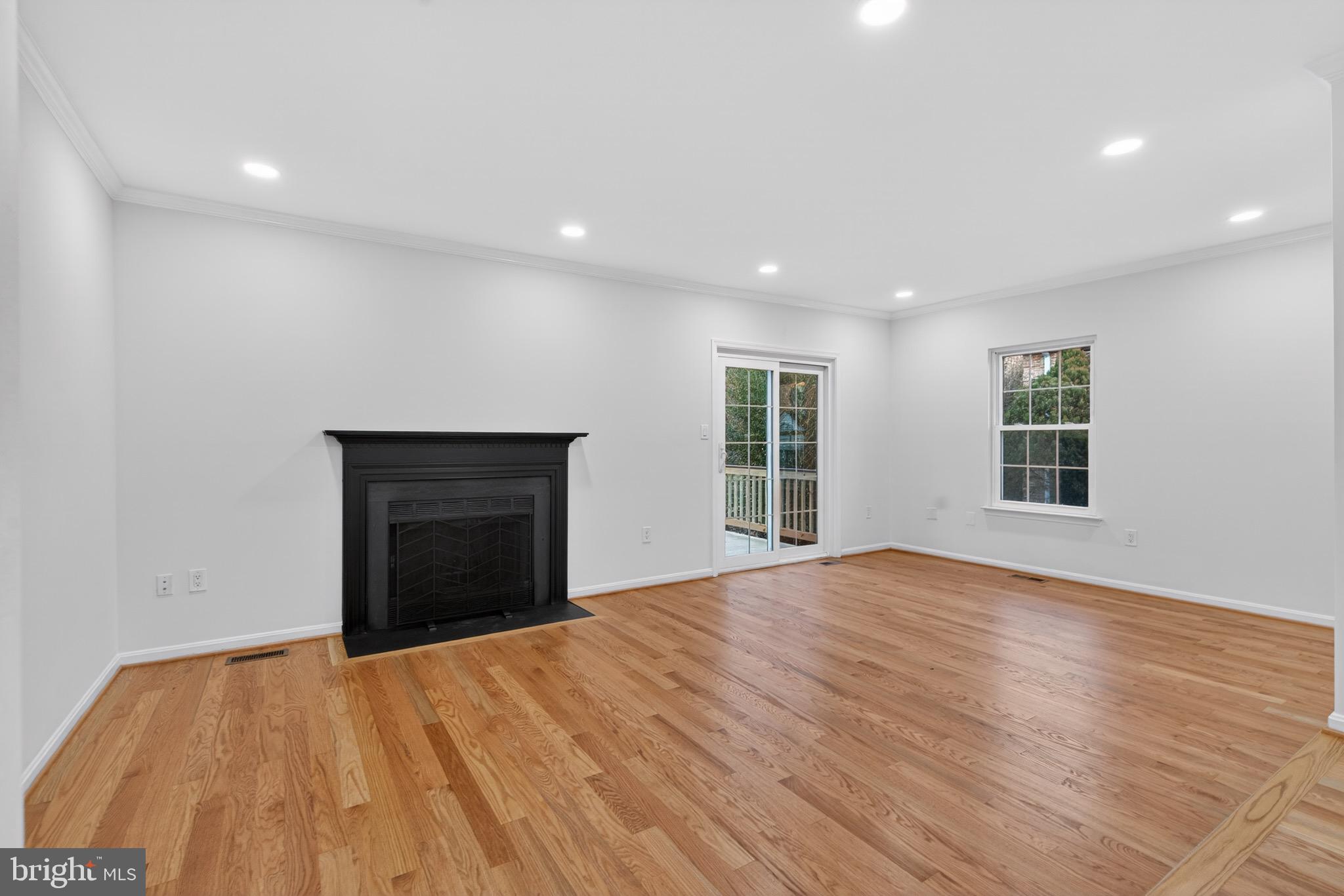 6024 KNIGHTS RIDGE WAY