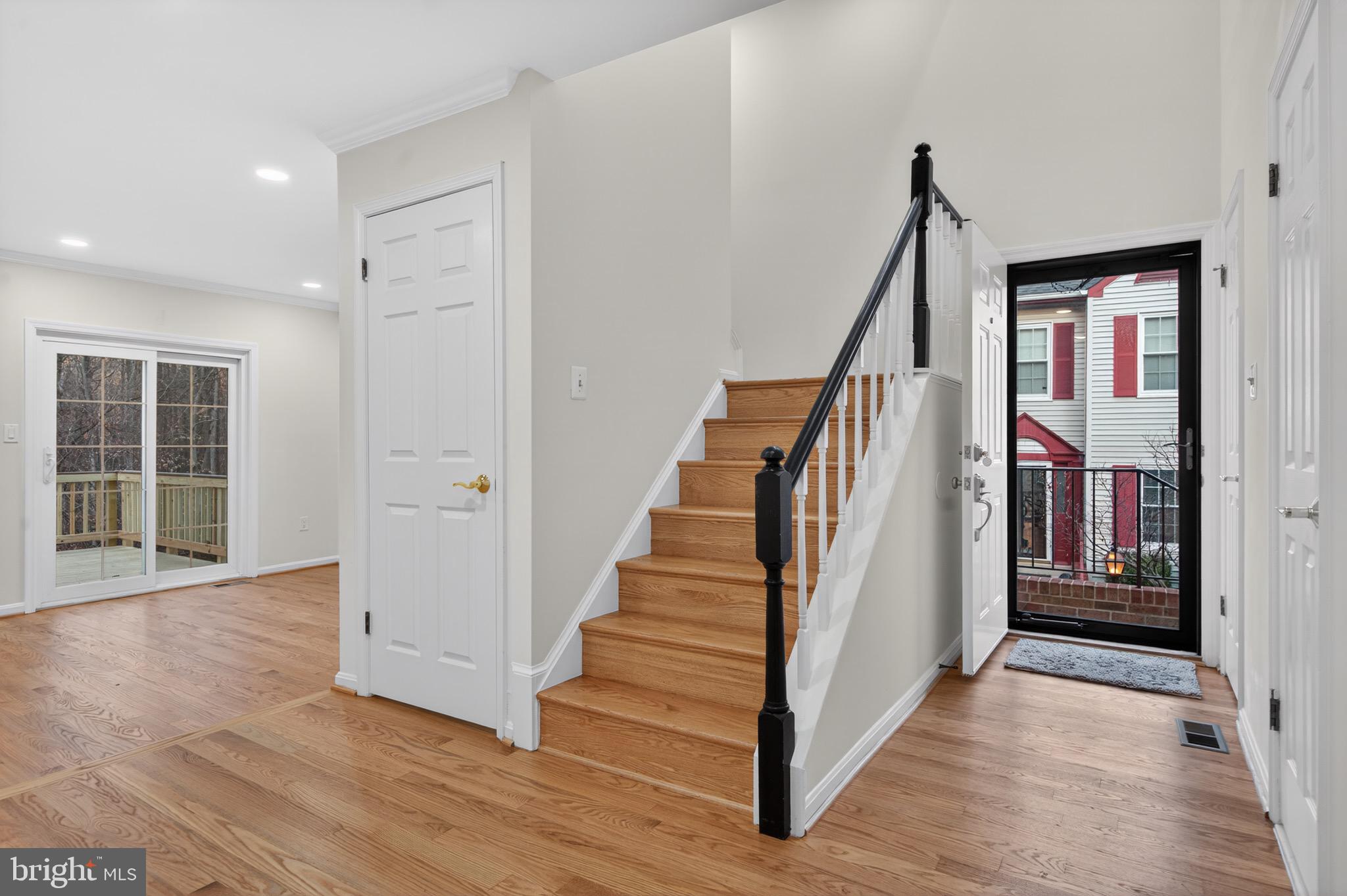 6024 KNIGHTS RIDGE WAY