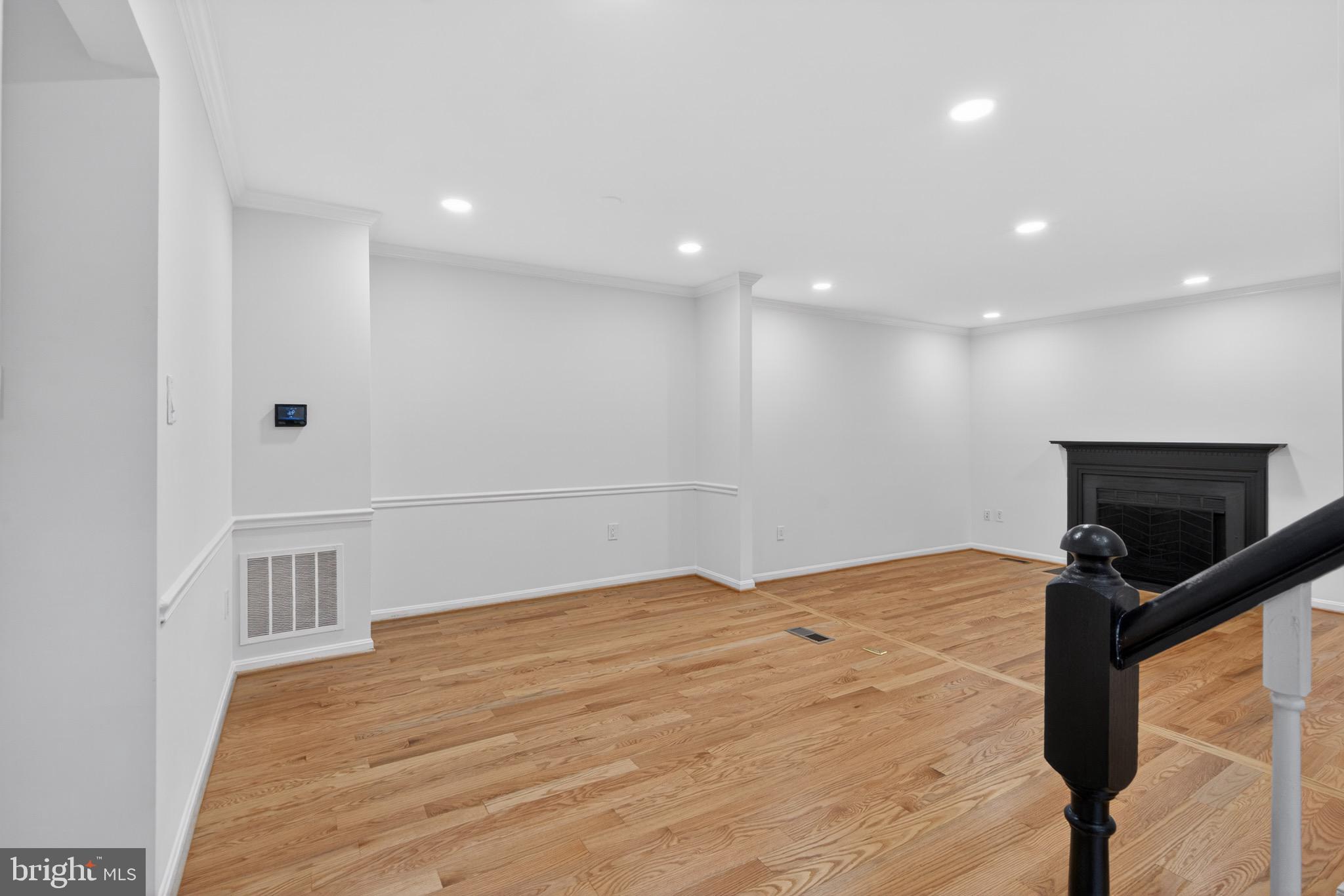 6024 KNIGHTS RIDGE WAY