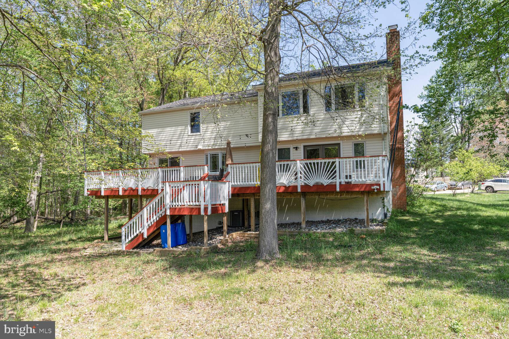 7937 FREEHOLLOW DRIVE