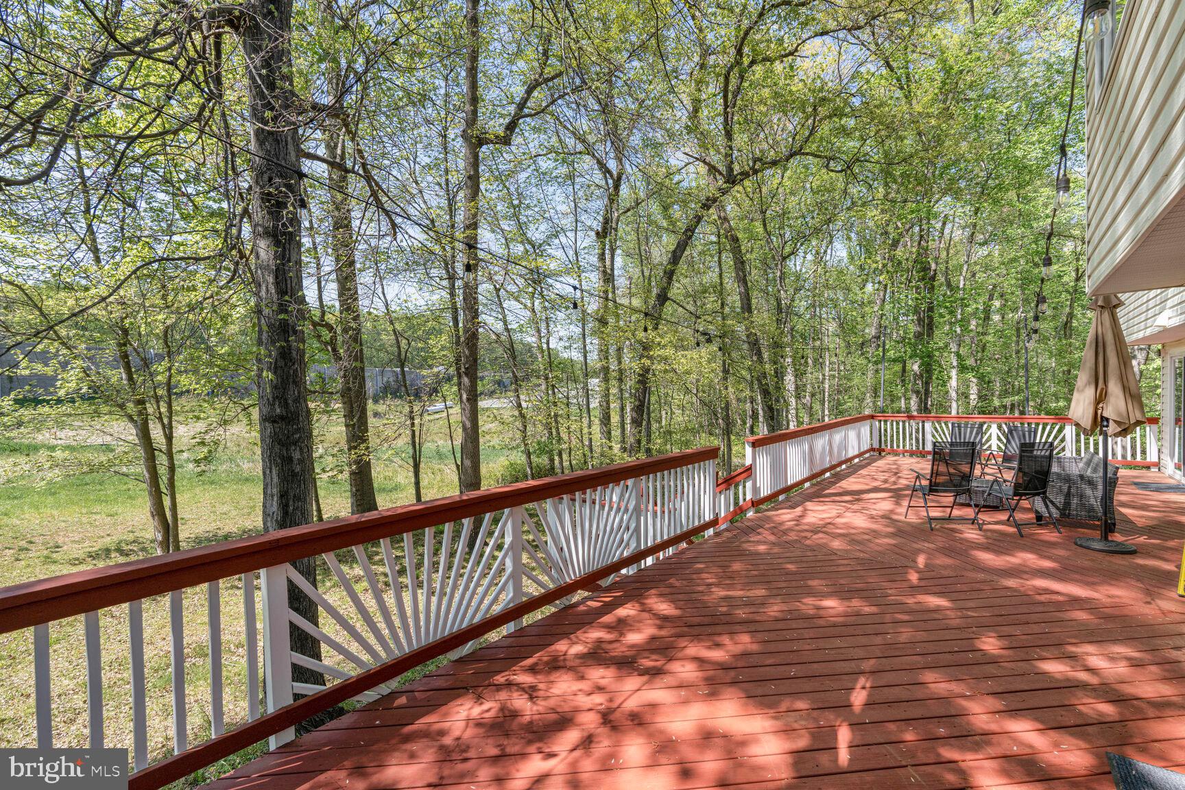 7937 FREEHOLLOW DRIVE