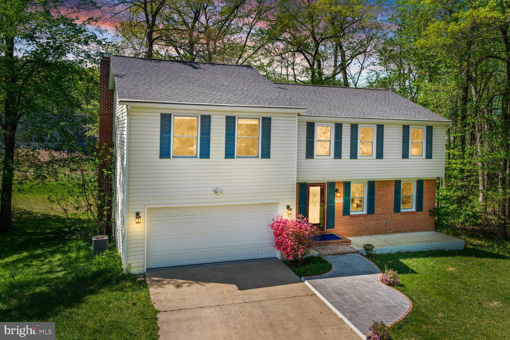 7937 FREEHOLLOW DRIVE