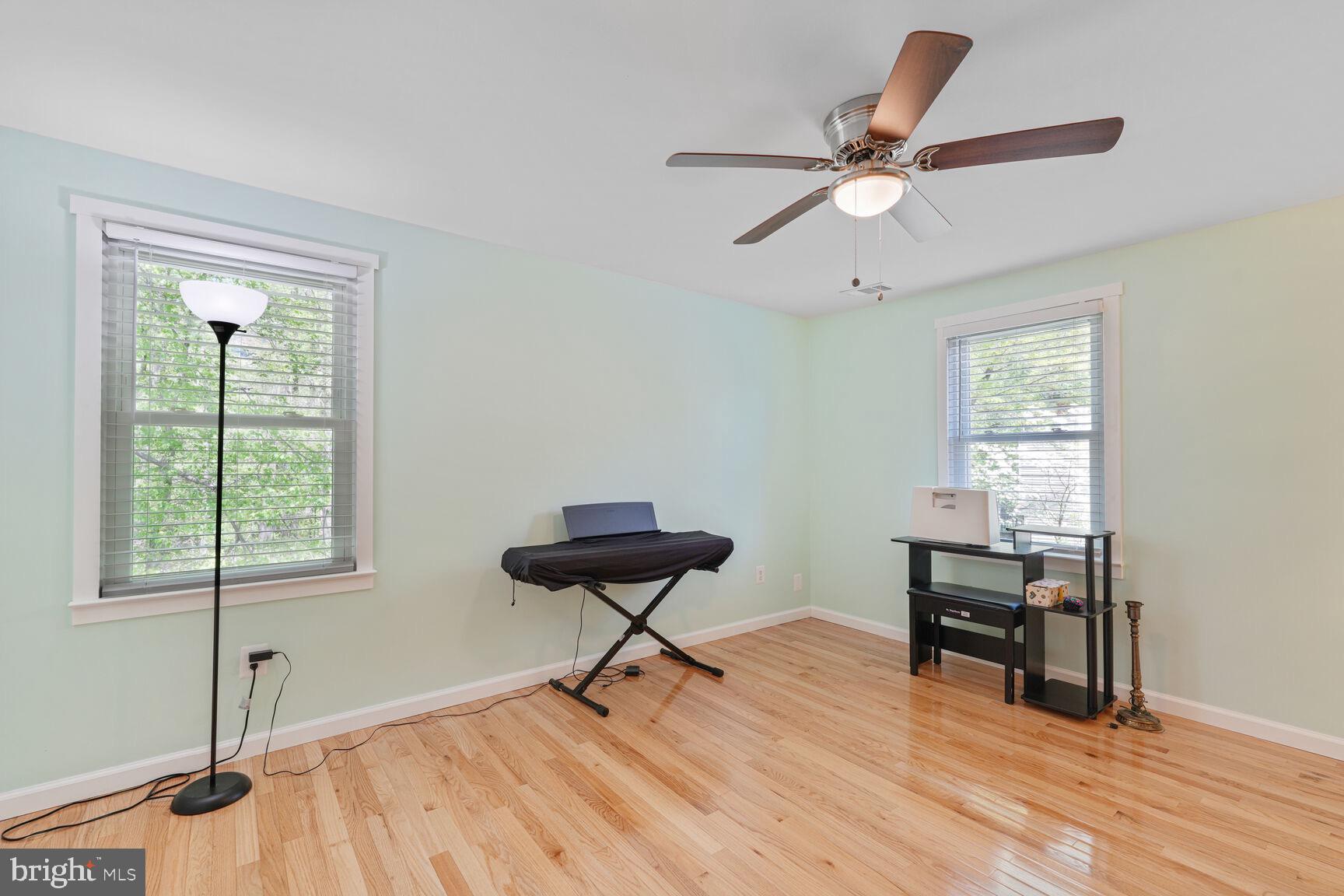 7937 FREEHOLLOW DRIVE