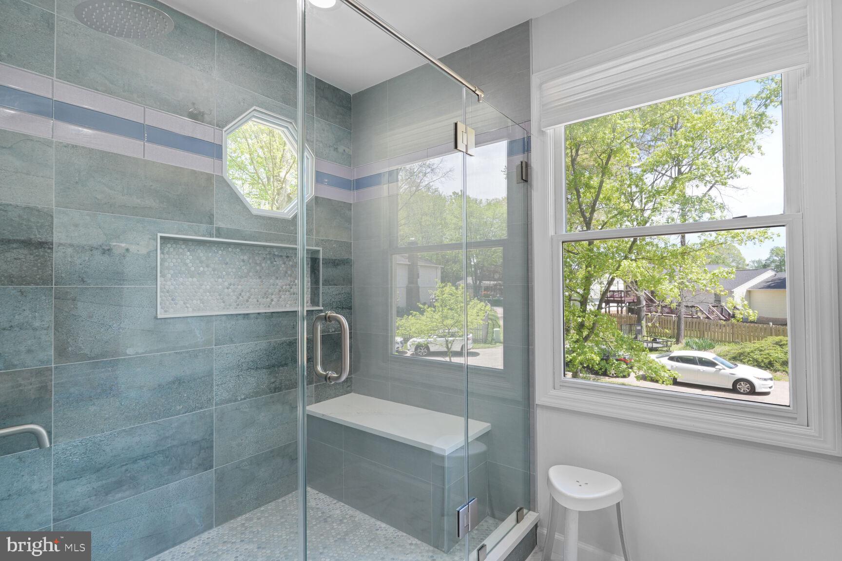 7937 FREEHOLLOW DRIVE