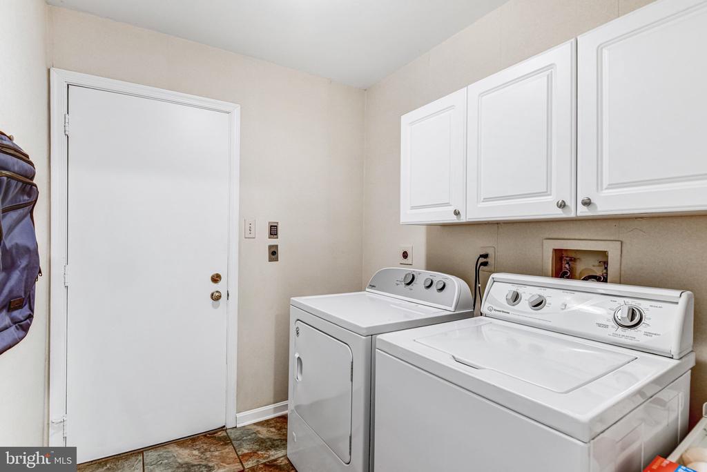 11109 ROBERT CARTER ROAD