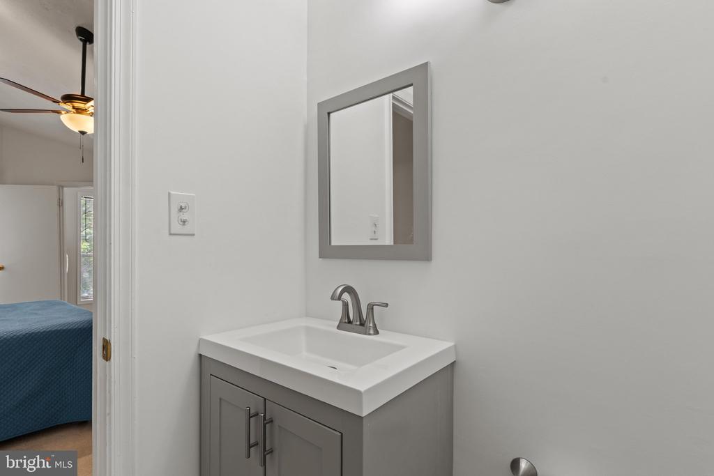 10178 OAKTON TERRACE ROAD Unit: 178