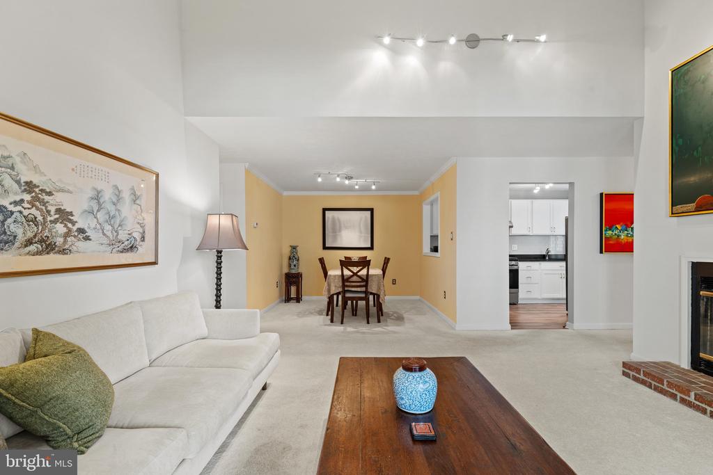 10178 OAKTON TERRACE ROAD Unit: 178