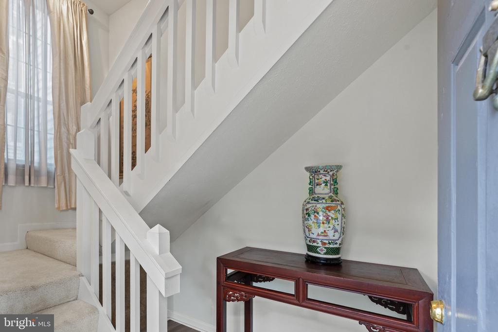 10178 OAKTON TERRACE ROAD Unit: 178