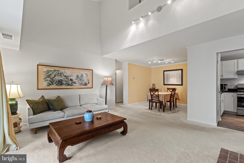 10178 OAKTON TERRACE ROAD Unit: 178